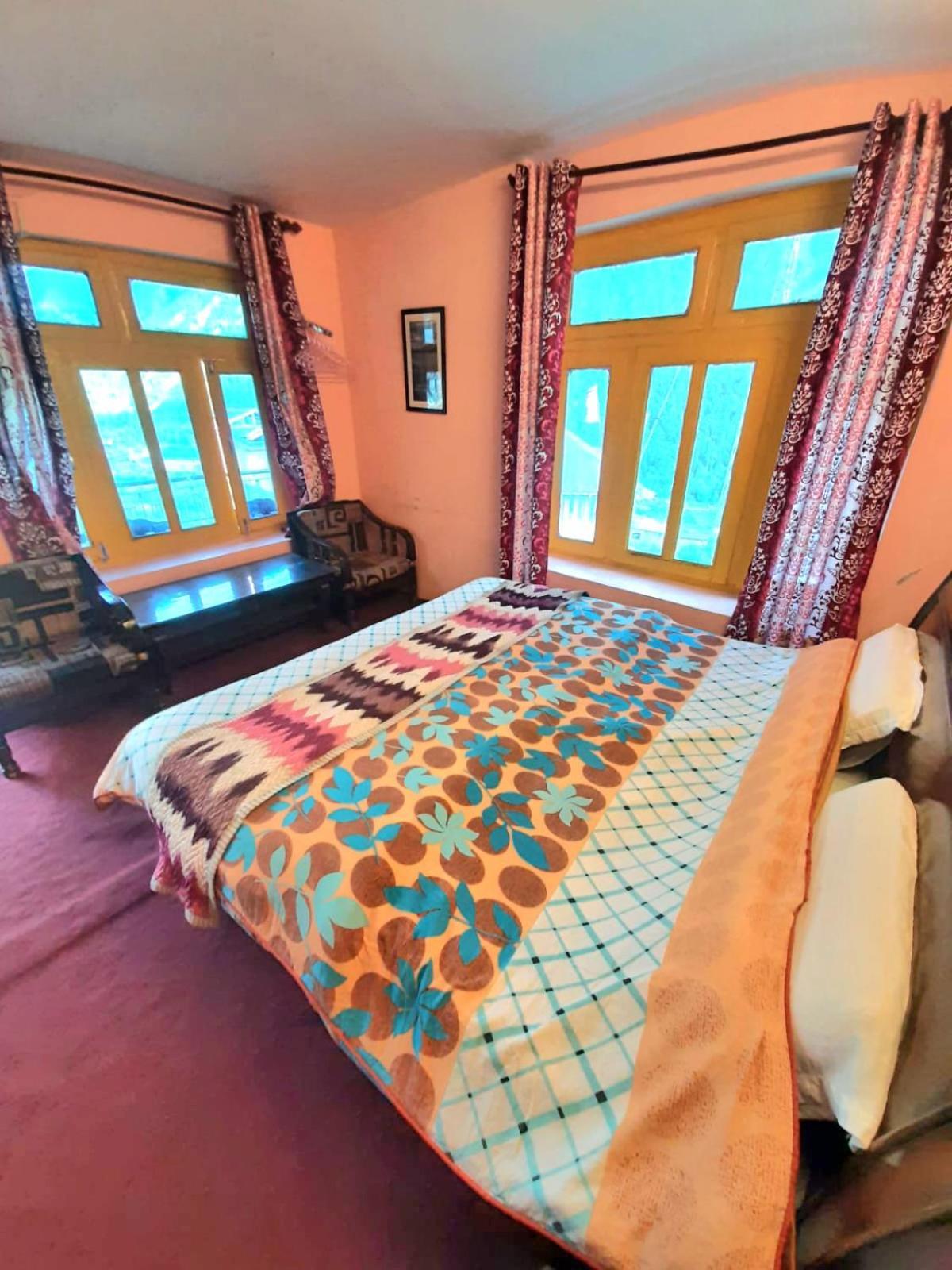 Lap Stays - Wanderer'S Nest Chitkul 部屋 写真